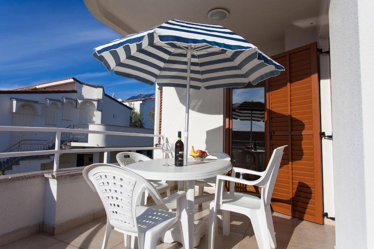 Apartman Vjekoslav 크르크 외부 사진